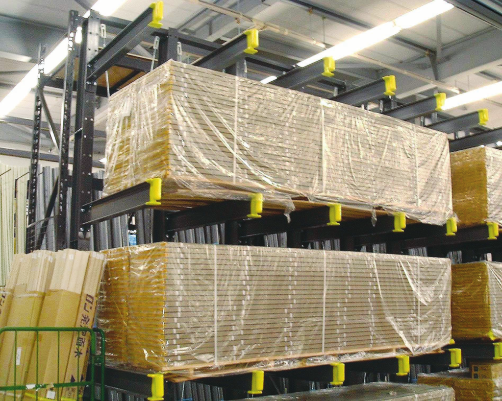 固定ラック カンチラック
マテハン三重 長尺物保管
耐荷重700kg/本